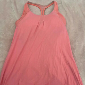 Lululemon top with‎ bra size 6